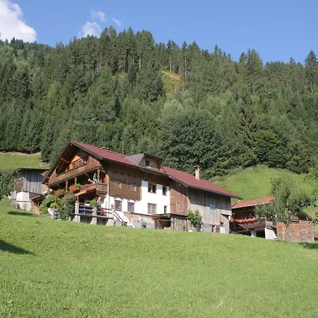 Spacious Near Area In Kaltenbach