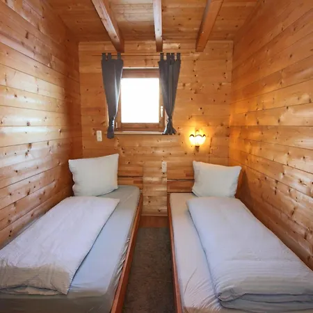 Spacious Near Area In Holiday home