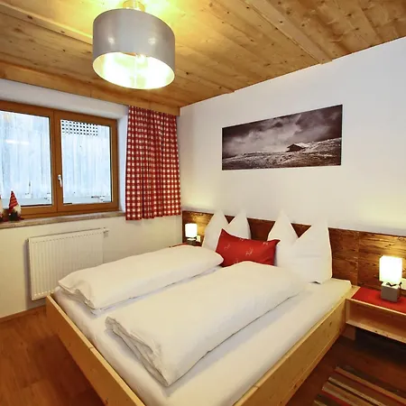 Prázdninový dům Spacious Near Area In Kaltenbach