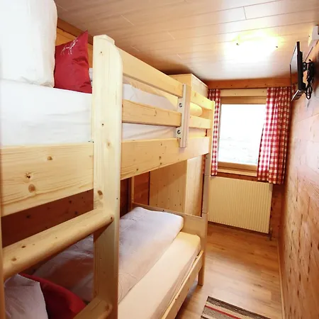 Spacious Near Area In 度假居 *