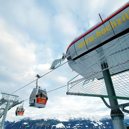 Spacious Near Area In