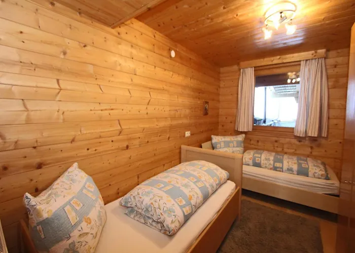 Hébergement de vacances Spacious Near Area In *