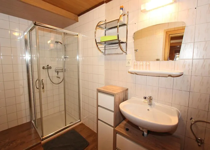 Spacious Near Area In Hébergement de vacances