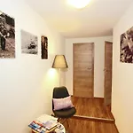 Сasa de vacaciones Spacious Near Area In *