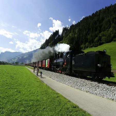 Spacious Near Area In